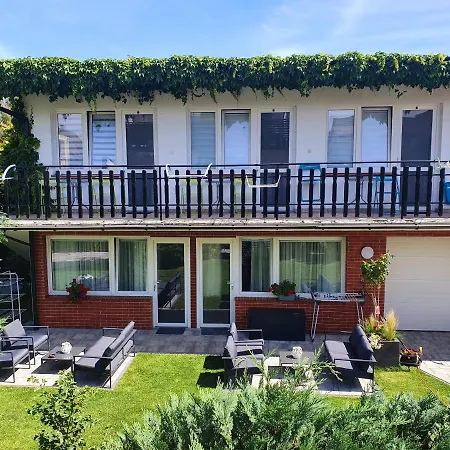 Privatunterkunft Karolina *